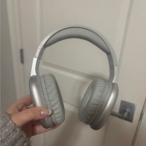 Amazon Silver Over-Ear Headphones